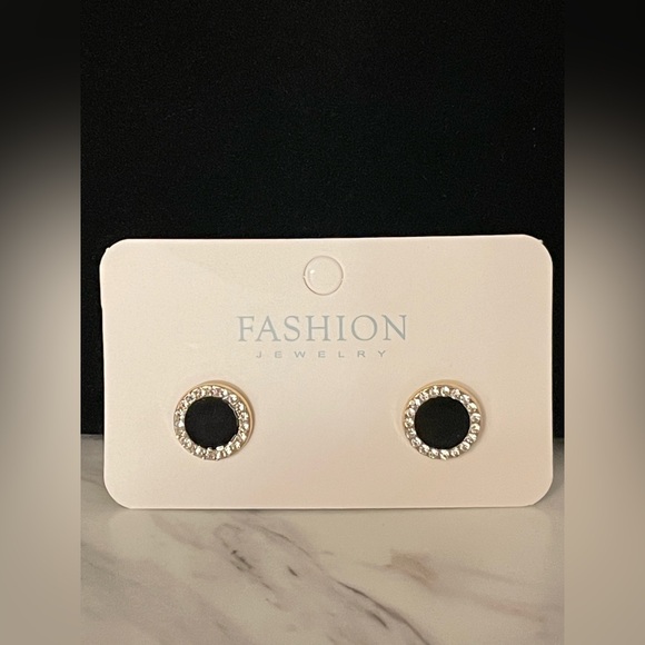 Classy Black and Rhinestone in gold tone earrings - Picture 3 of 4